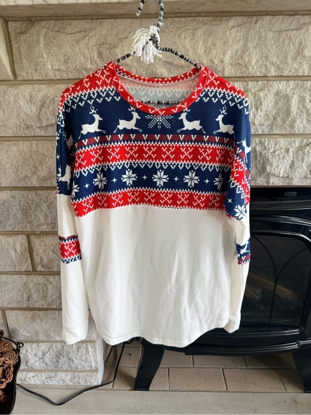 *5 for $45* Red Navy Fair Isle Reindeer Pullover, Medium